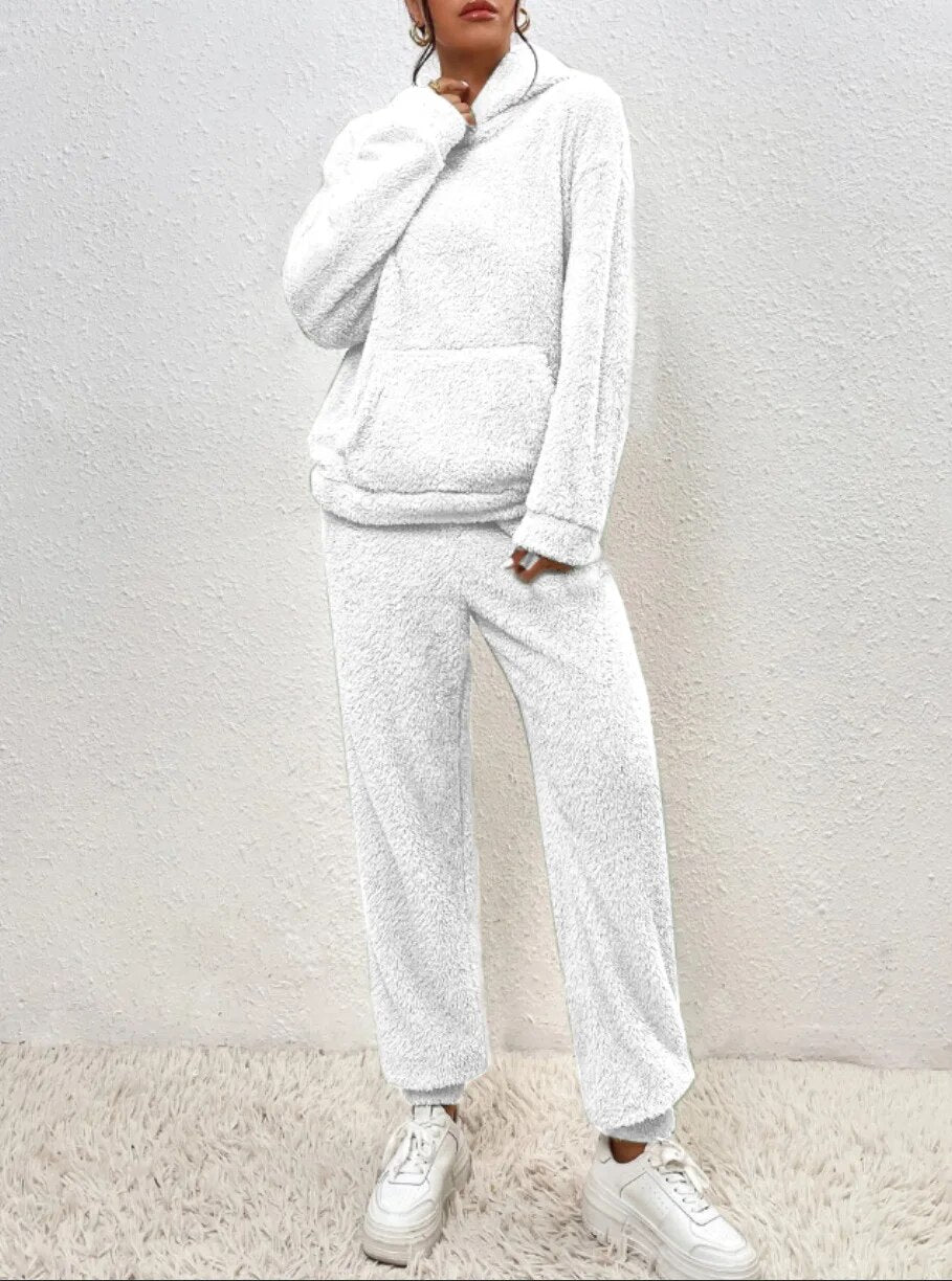 Cocoon Collection Women's Plush Fleece Loungewear Set Hoodie And Joggers Limited Run